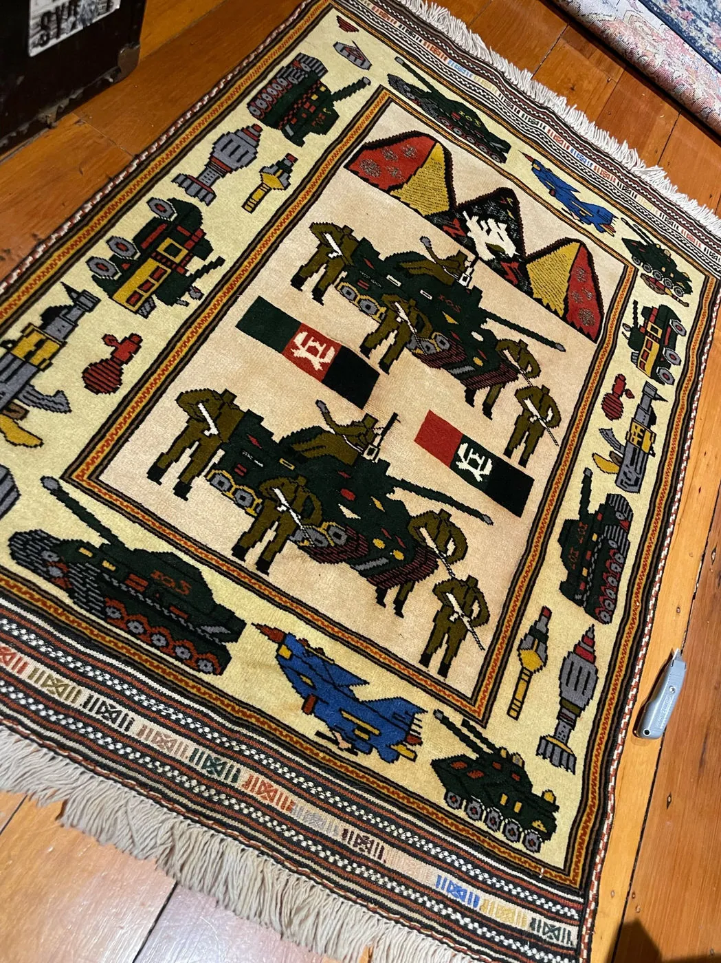 Afghan War Rug #1010: cream, with tanks, soldiers, Afghan flags and fighter jets, 140 x 89 cm, photo 8 of 9