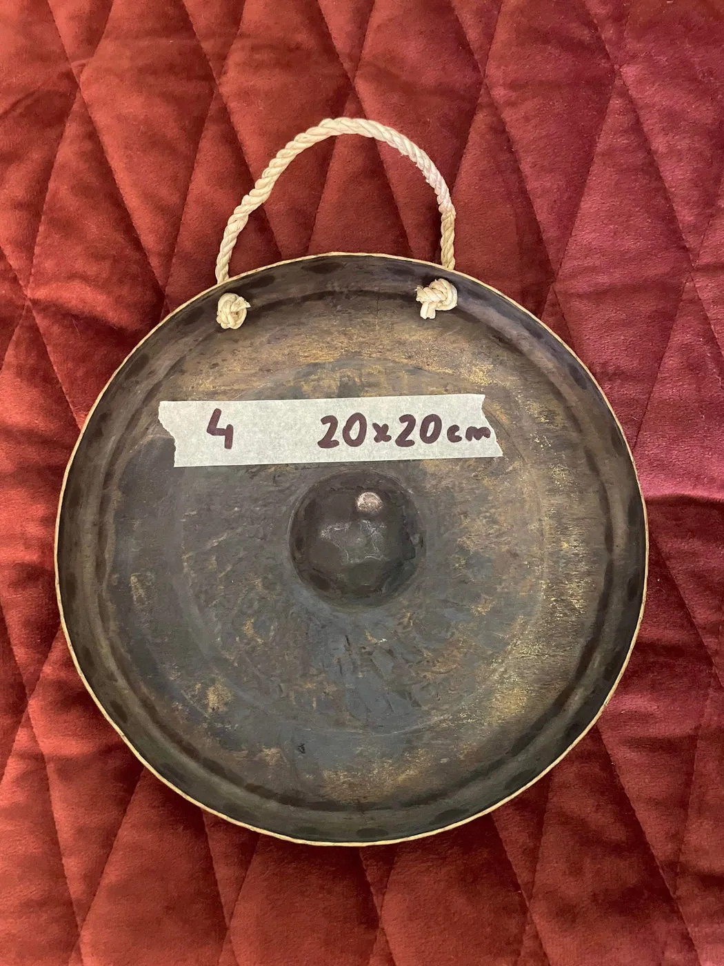 Vietnamese gong with Mallet, 20 x 20 cm, photo 4 of 8