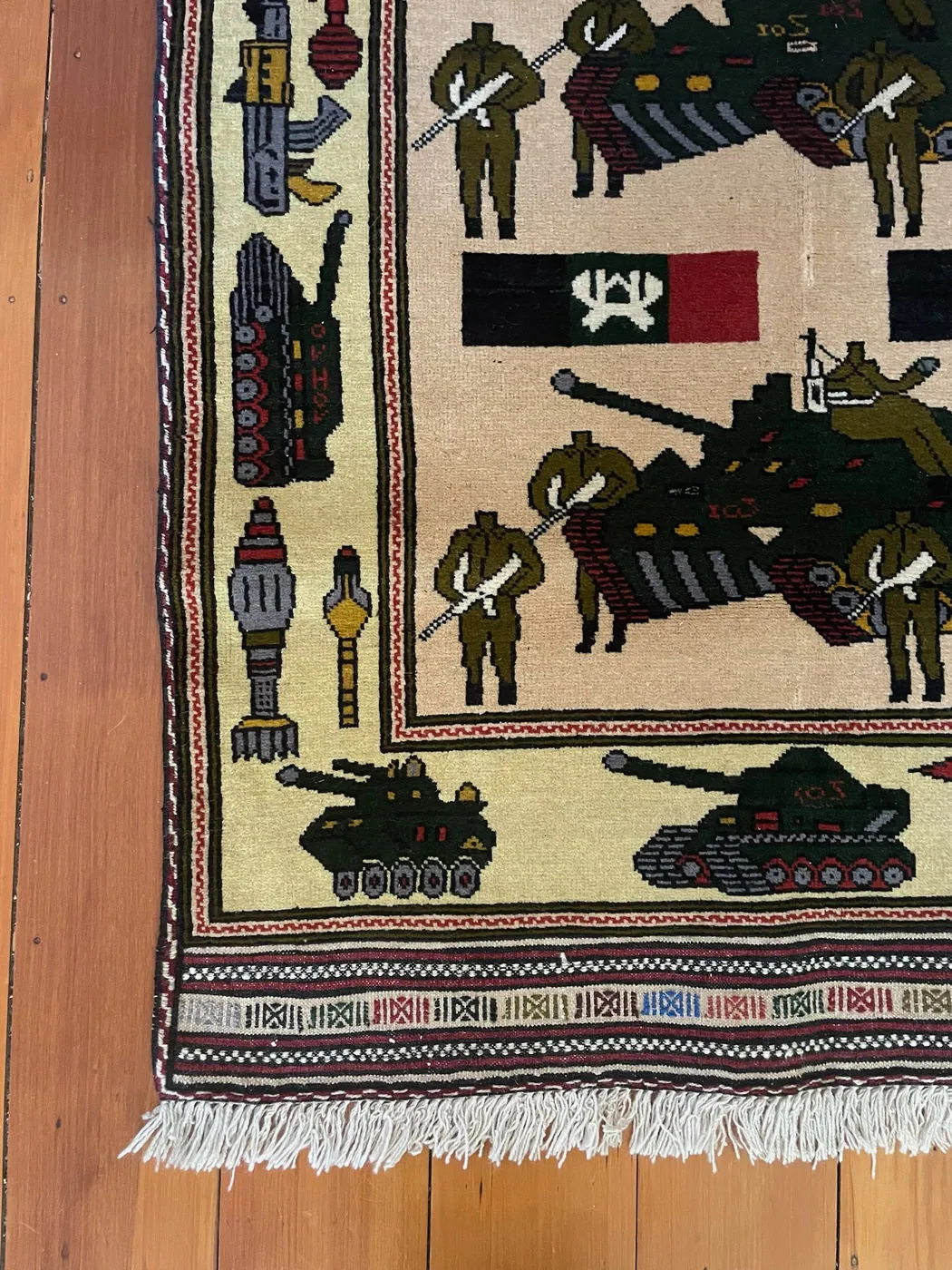 Afghan War Rug #1052: cream, with tanks, soldiers, Afghan flags and fighter jets, 139 x 100 cm, photo 3 of 8