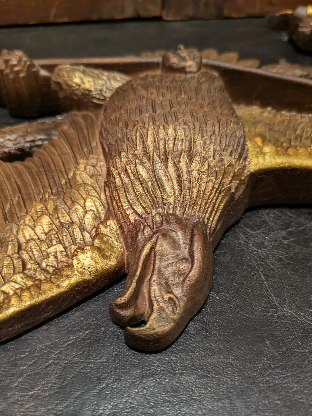 Large Hand-Carved Wooden Eagle & American Flag Wall Plaque, Vintage Americana, photo 6 of 9