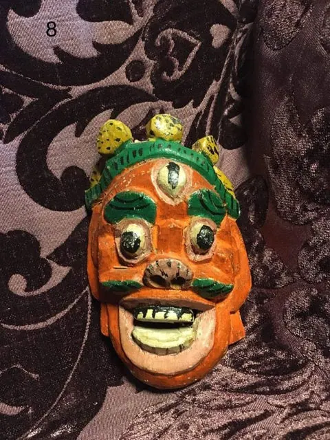 Vintage carved wooden Indian god, 13 x 12 cm