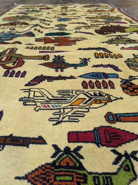 War Rug #2114, 197 x 106 cm